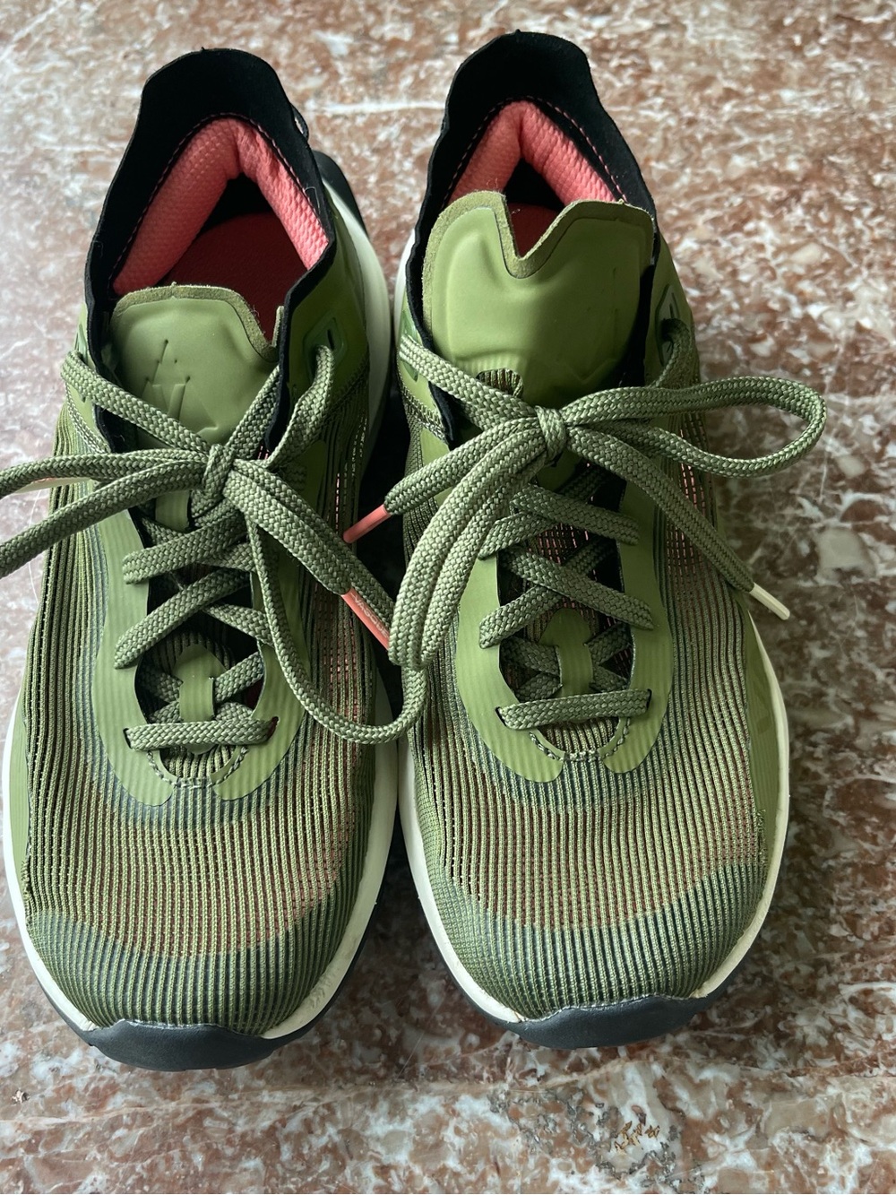Vasque 7261 Women's Green Running Shoes Size 7 M Trail Sneakers outdoor hiking
